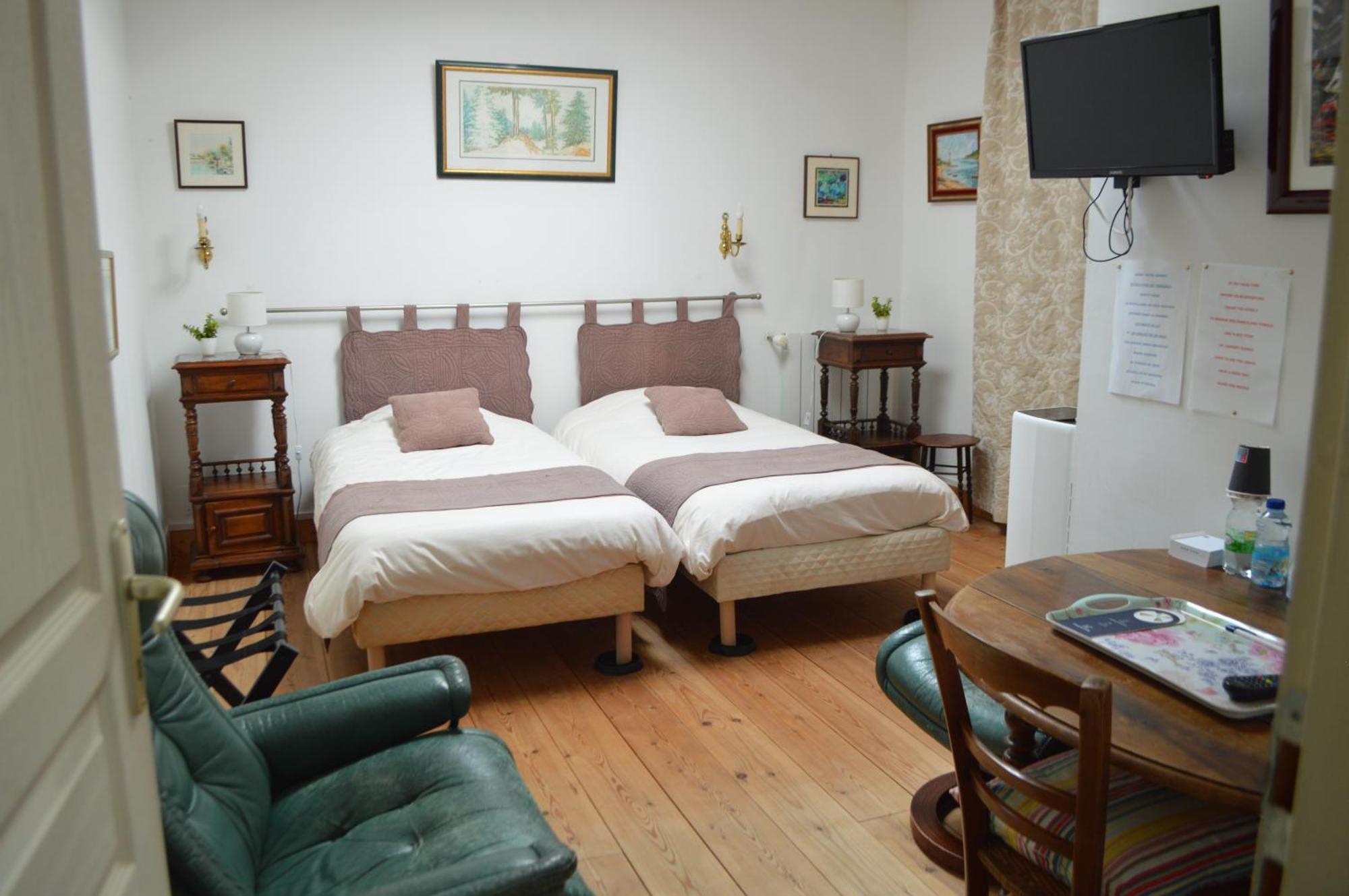 Bed and Breakfast Alain Et Nicole Cognac Exterior foto